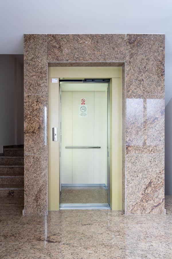 Rooms & Suites Loft 2E Deluxe Edition Arrecife エクステリア 写真